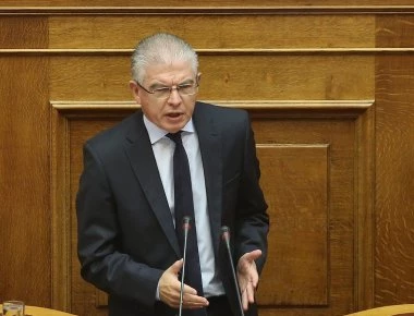 A. Λυκουρέντζος για Novartis: «Αρνούμαι να συμπράξω στην εκτροπή από τα οριζόμενα στο Σύνταγμα»